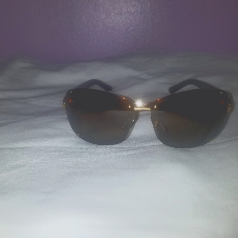 Gucci Shades